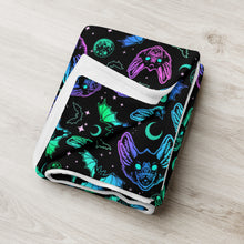 Load image into Gallery viewer, Witchy Bats Throw Blanket, Halloween Blanket ! 2 Sizes, Dracula Blanket