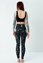 Load image into Gallery viewer, Witch Leggings Black & White Pattern