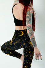 Load image into Gallery viewer, Witch Leggings Black & Yellow Pattern
