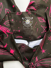 Load image into Gallery viewer, Witch Leggings Black & Pink Pattern