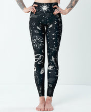 Load image into Gallery viewer, Witch Leggings Black &amp; White Pattern
